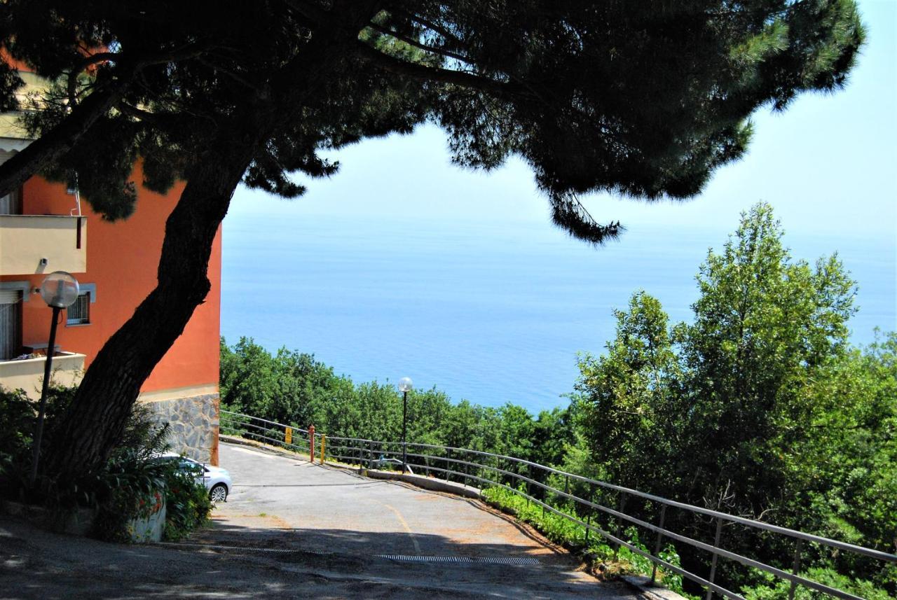 Casa Baia Azzurra Bergeggi Exterior photo